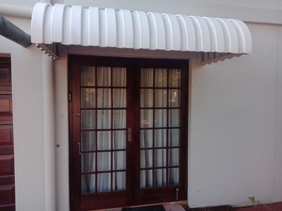 4 Bedroom Property for Sale in Paradise Beach Eastern Cape